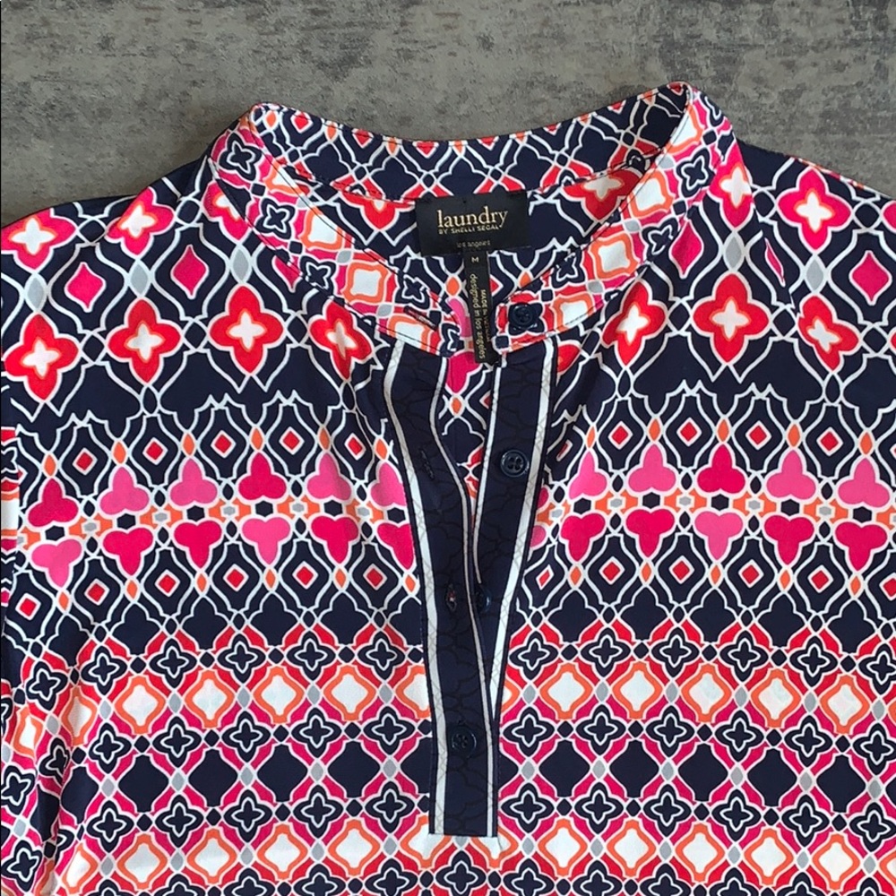 Patterned Shift Dress - Picture 2 of 3